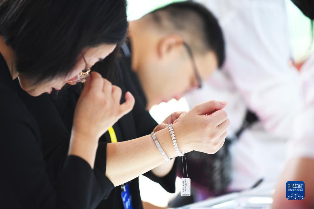 充值送礼金平台
